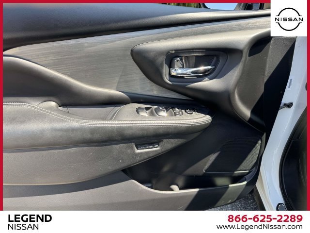Used 2017 Nissan Murano SL AWD/4WD image 18