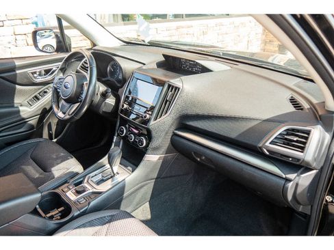 Used 2023 Subaru Forester Premium AWD/4WD image 14