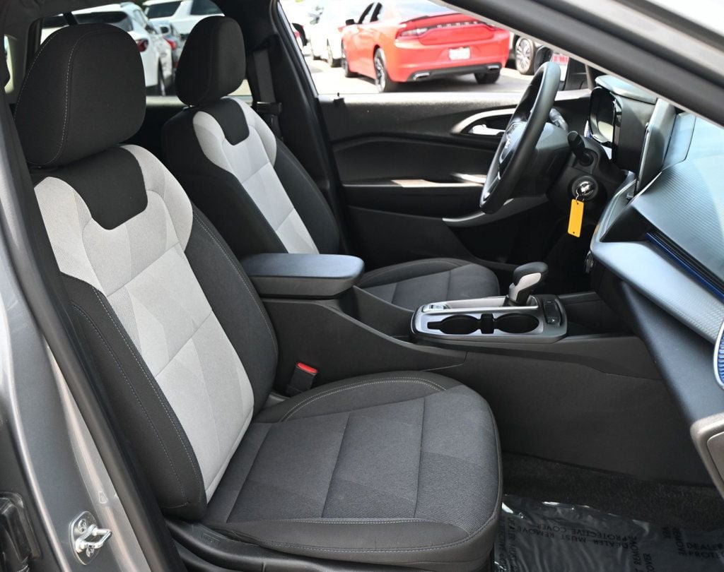 Used 2024 Chevrolet Trax LS w/ Driver Confidence Package FWD image 14