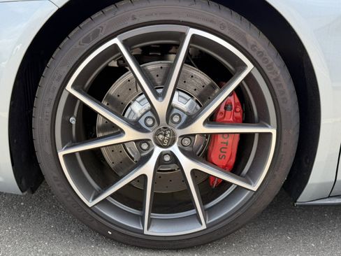 Used 2025 Lotus Emira RWD image 12