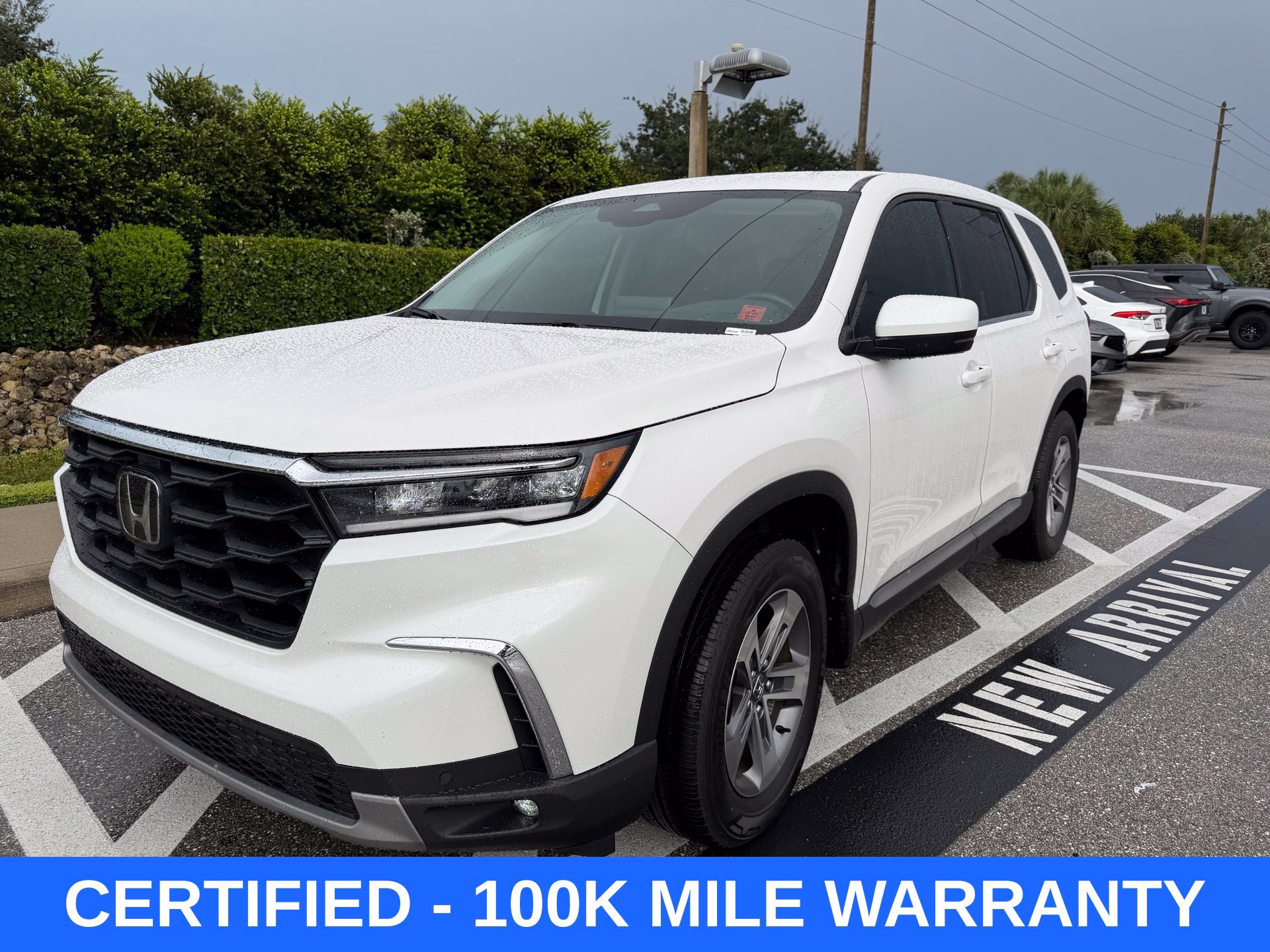 Used 2025 Honda Pilot EX-L image 2