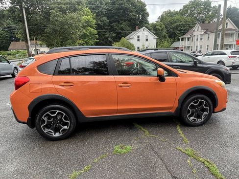 Used 2013 Subaru Crosstrek 2.0i Premium AWD/4WD image 6