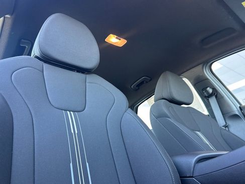 Certified 2025 Hyundai Elantra SEL FWD image 19