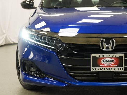 Used 2022 Honda Accord Sport image 12
