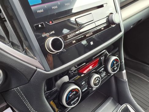 Certified 2022 Subaru Forester Limited image 19