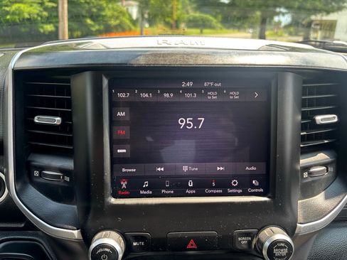 Used 2019 RAM 2500 Big Horn image 29