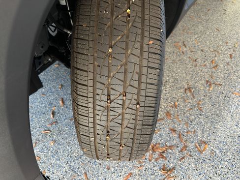 Used 2025 Chevrolet Equinox LT image 30