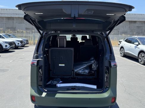 New 2025 Volkswagen ID. Buzz Pro S image 14