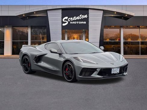 Used 2022 Chevrolet Corvette Stingray Preferred Cpe w/ Z51 Performance Package RWD image 7