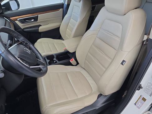 Used 2018 Honda CR-V Touring image 15