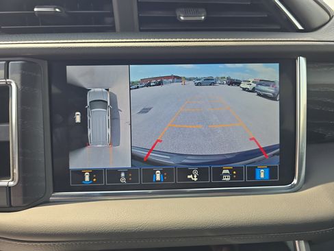 Used 2021 GMC Yukon Denali AWD/4WD image 23