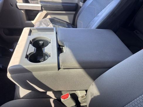 Used 2015 Ford F150 XLT image 26