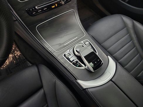 Used 2018 Mercedes-Benz GLC 300 4MATIC Coupe image 26