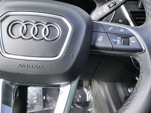 Used 2023 Audi Q5 2.0T Premium Plus AWD/4WD image 11