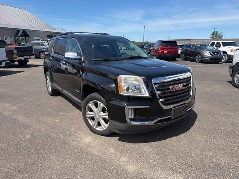 Used 2017 GMC Terrain SLE w/ Chrome Edition AWD/4WD image 1