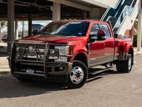 Used 2017 Ford F350 King Ranch w/ King Ranch Ultimate Package image 2