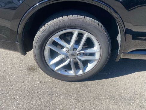 Used 2024 Dodge Durango GT RWD image 5