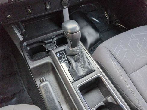 Used 2016 Toyota Tacoma TRD Off-Road w/ Towing Package RWD image 12