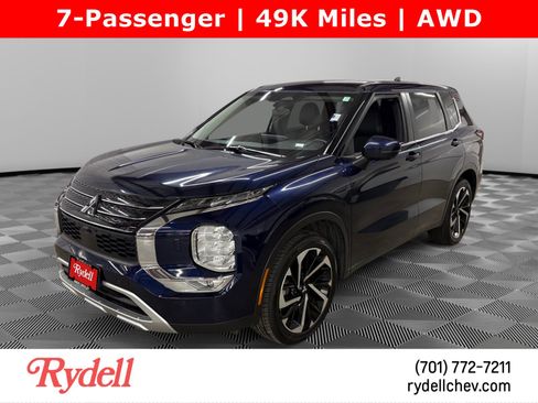Used 2024 Mitsubishi Outlander SE AWD/4WD image 1