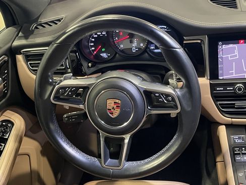 Used 2020 Porsche Macan S AWD/4WD image 19
