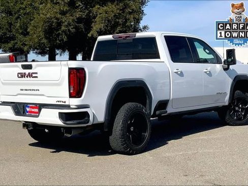 Used 2020 GMC Sierra 2500 AT4 w/ Technology Package image 13