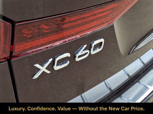 Certified 2026 Volvo XC60 B5 Core w/ Protection Package Premier AWD/4WD image 17