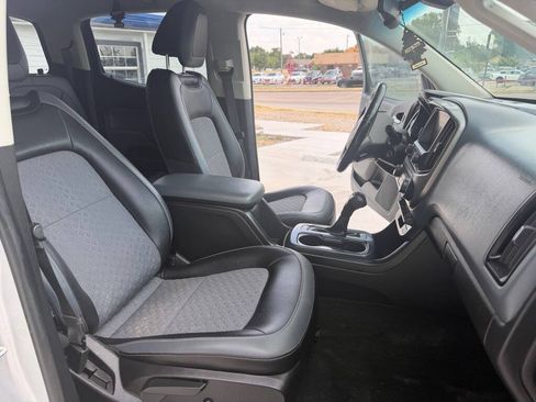 Used 2016 Chevrolet Colorado Z71 AWD/4WD image 15