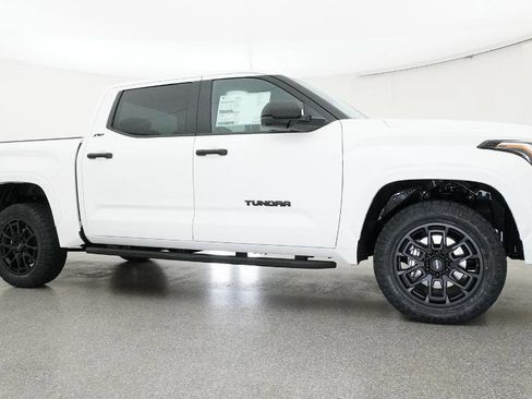 New 2026 Toyota Tundra SR5 AWD/4WD image 31