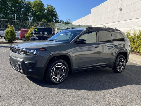 New 2026 Jeep Cherokee Laredo AWD/4WD image 3