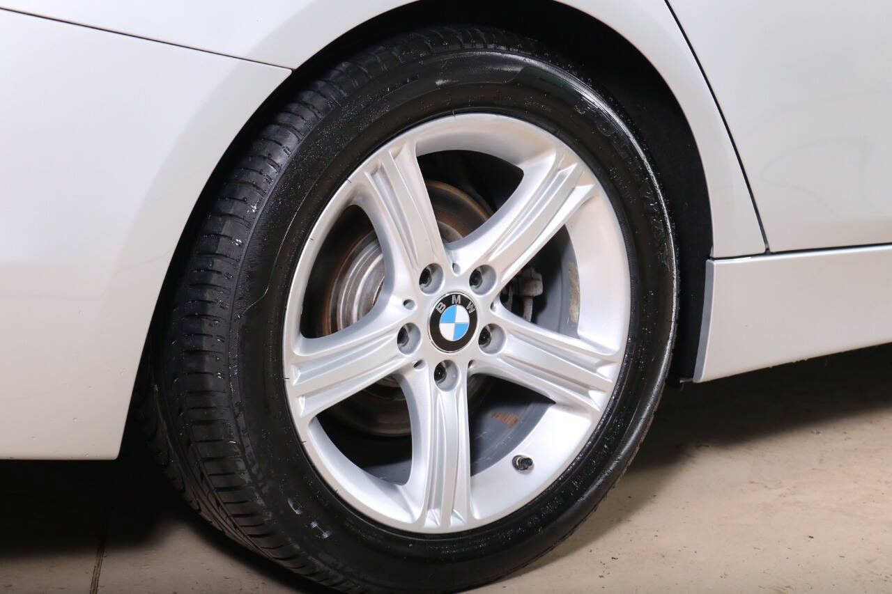 Used 2013 BMW 328i Sedan RWD image 18