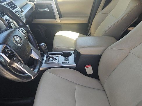 Used 2019 Toyota 4Runner SR5 Premium AWD/4WD image 10