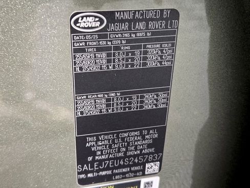 New 2025 Land Rover Defender 110 S image 22