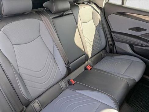 New 2026 Volkswagen Tiguan SE AWD/4WD image 27