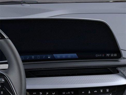 New 2026 Cadillac Optiq Luxury 1 image 20