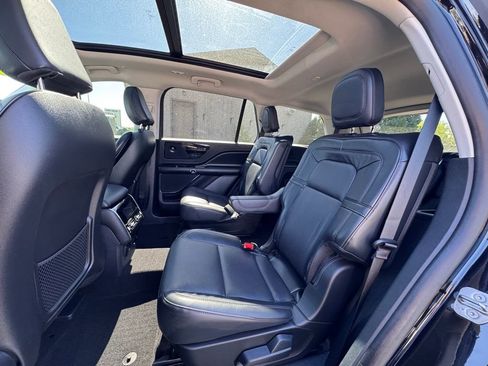 Used 2025 Lincoln Aviator Reserve w/ Jet Appearance Package AWD/4WD image 30