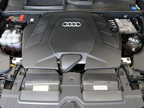 Used 2021 Audi Q8 Premium Plus w/ Premium Plus Package AWD/4WD image 54