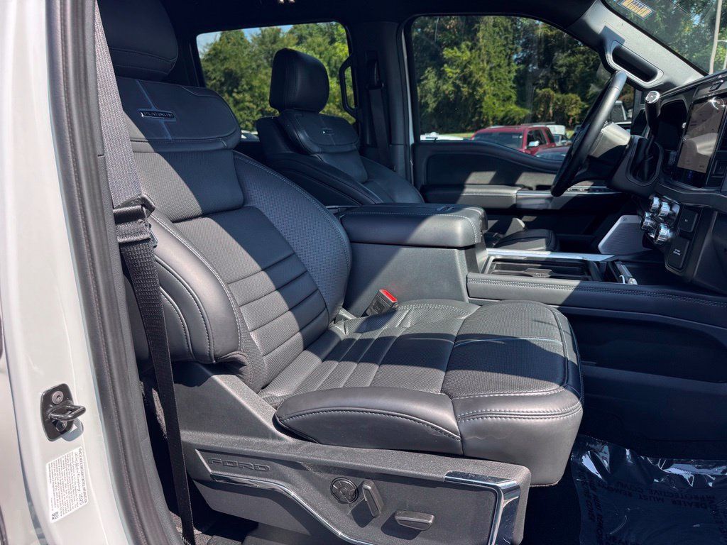 Used 2025 Ford F250 Platinum AWD/4WD image 27