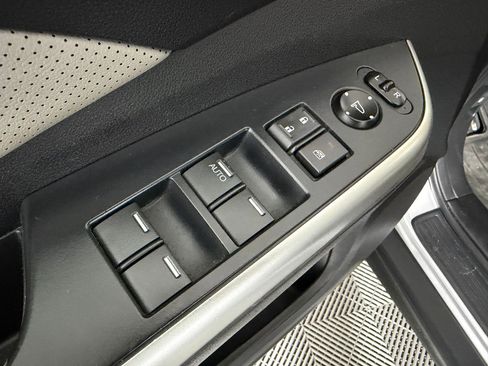 Used 2015 Honda CR-V EX-L image 10