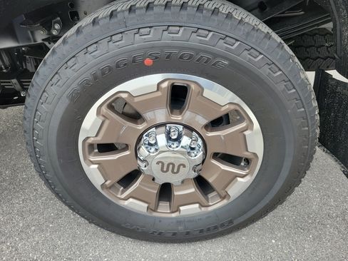 New 2026 Ford F350 King Ranch w/ FX4 Off-Road Package AWD/4WD image 7