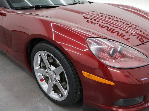 Used 2006 Chevrolet Corvette Convertible w/ Preferred Equipment Group RWD image 20