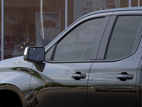 New 2026 Chevrolet Silverado 1500 LT image 12