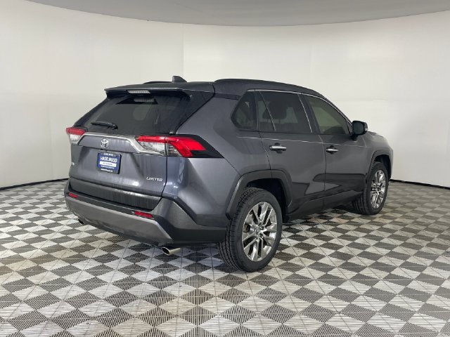 Used 2019 Toyota RAV4 Limited w/ Advanced Technology Package FWD image 26