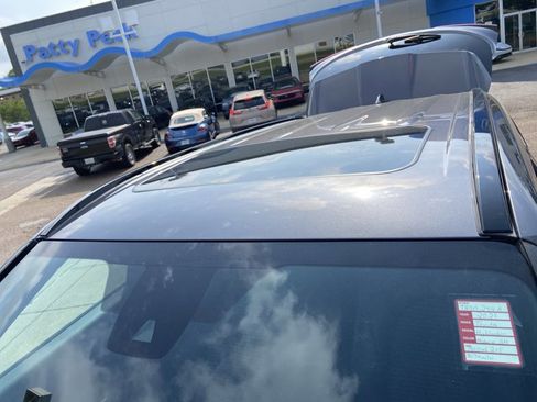 Used 2021 Toyota Highlander XSE FWD image 36