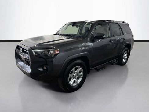 Used 2023 Toyota 4Runner SR5 Premium w/ Moonroof Package RWD image 5
