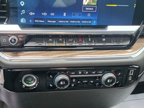 Used 2023 Chevrolet Silverado 1500 LT w/ Protection Package AWD/4WD image 26