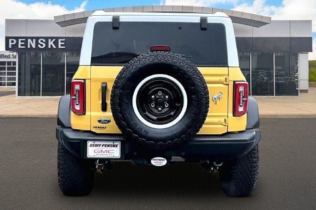 Used 2023 Ford Bronco Heritage Edition AWD/4WD image 4