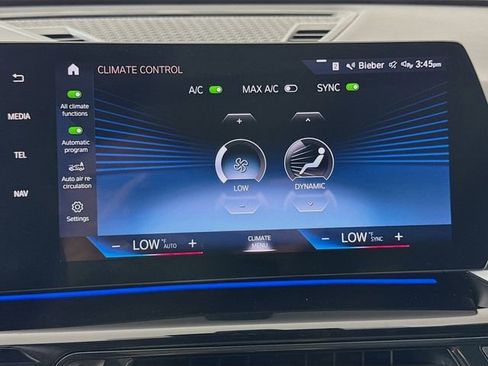 Used 2023 BMW X1 xDrive28i w/ Premium Package image 16