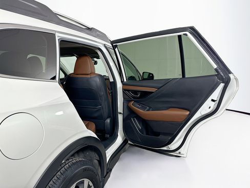 Used 2020 Subaru Outback Touring XT image 32