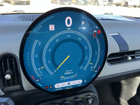 Certified 2025 MINI Cooper S image 14