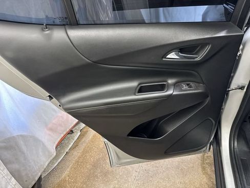 Used 2020 Chevrolet Equinox Premier AWD/4WD image 24
